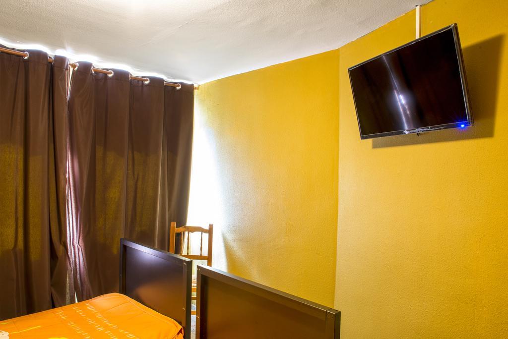 La Casona Del Pinar Albergue San Rafael Esterno foto